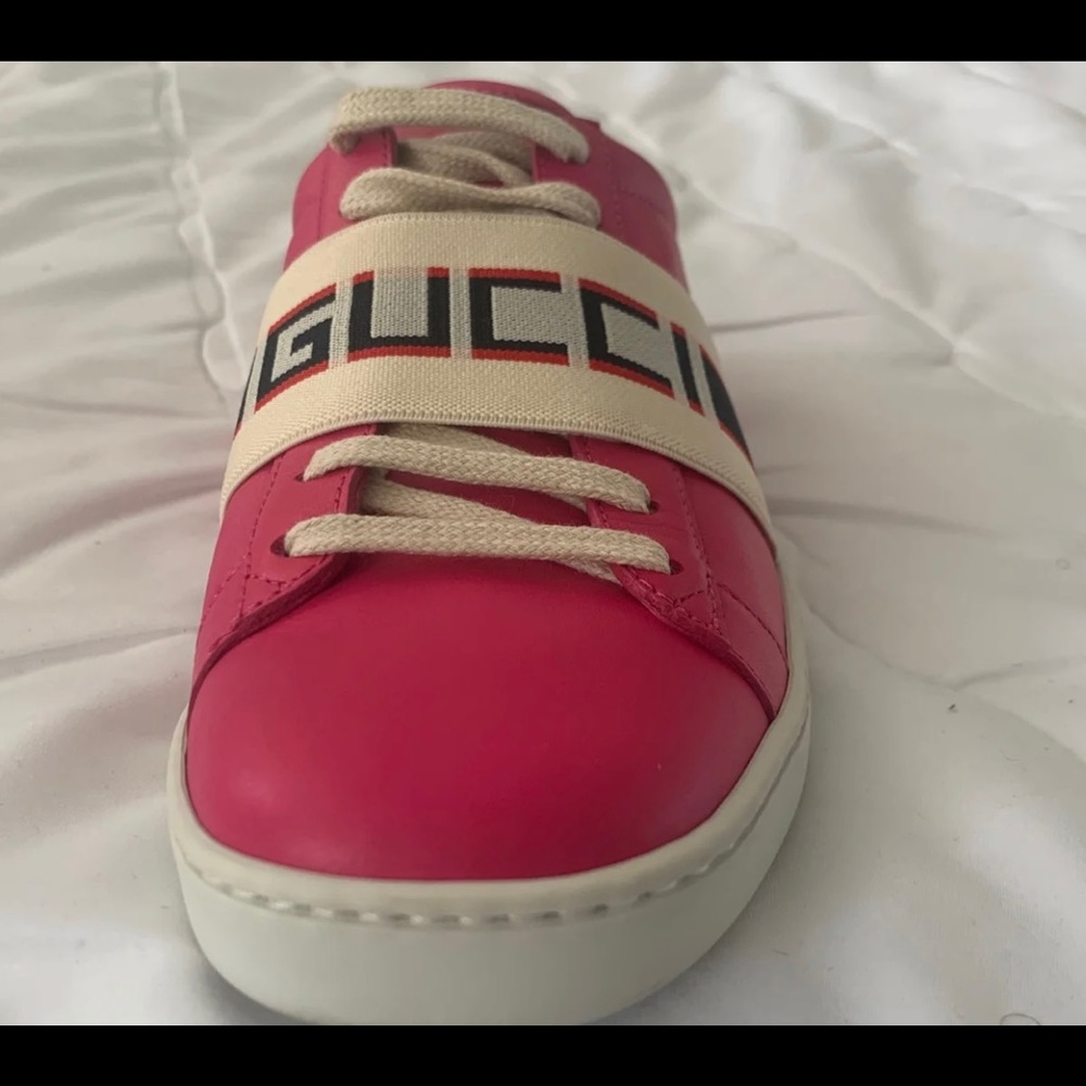 Gucci - Picture 4 of 9